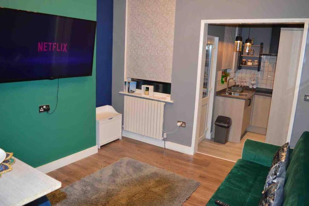 Willa Unique 4 Bed House In Derby Perfect For Contractors And Families Zewnętrze zdjęcie